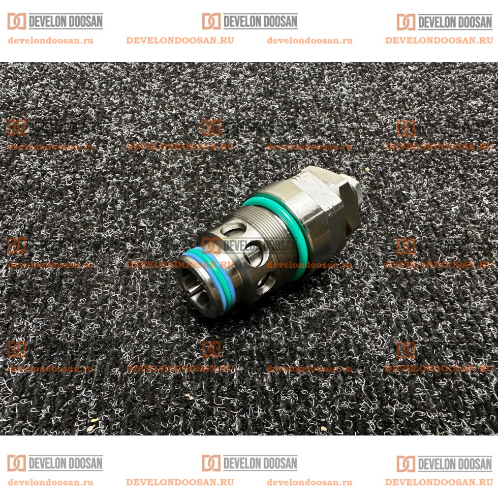 2.421-00372 02600502 Клапан гидромотора хода