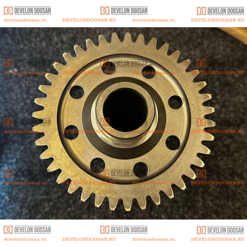 130418-00479 Вал шестерня (шестерня 39 зубьев.)