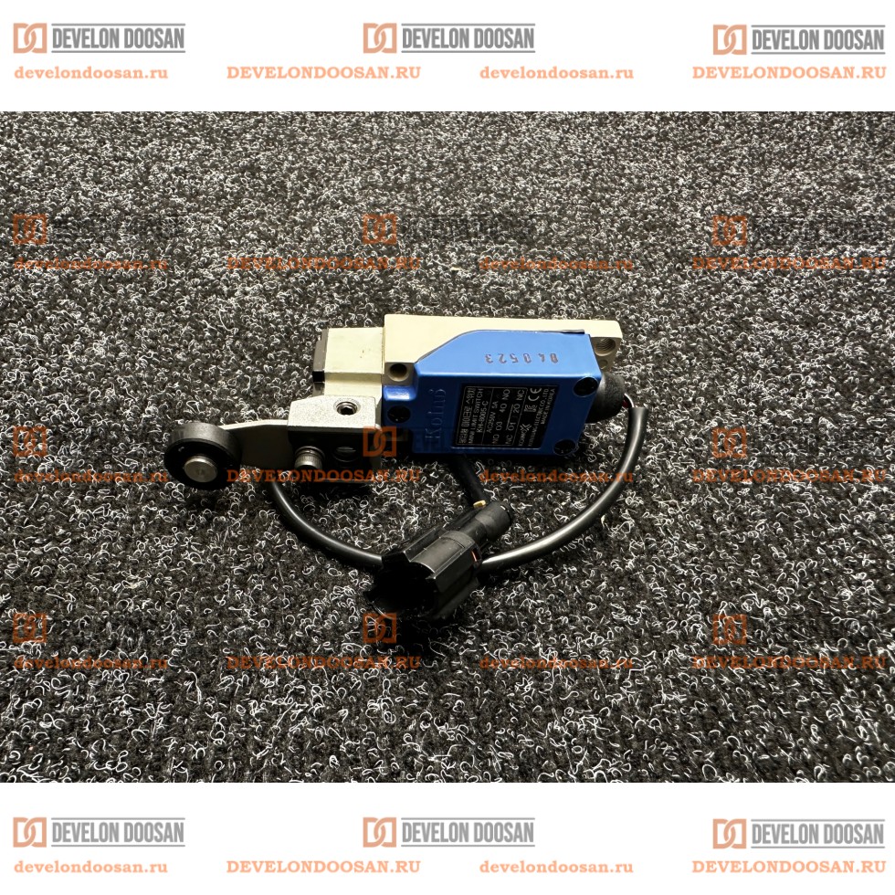 301411-00030 Микровыключатель