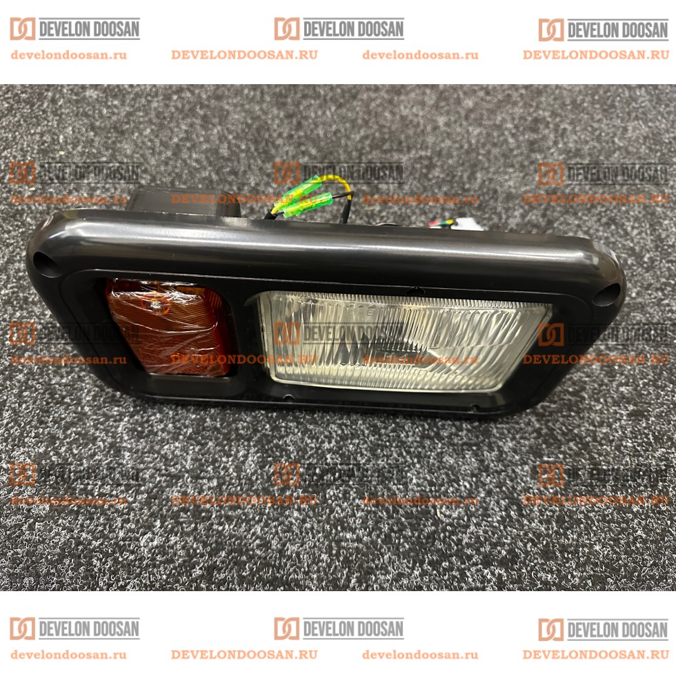 2534-1167 Фара в сборе правая
