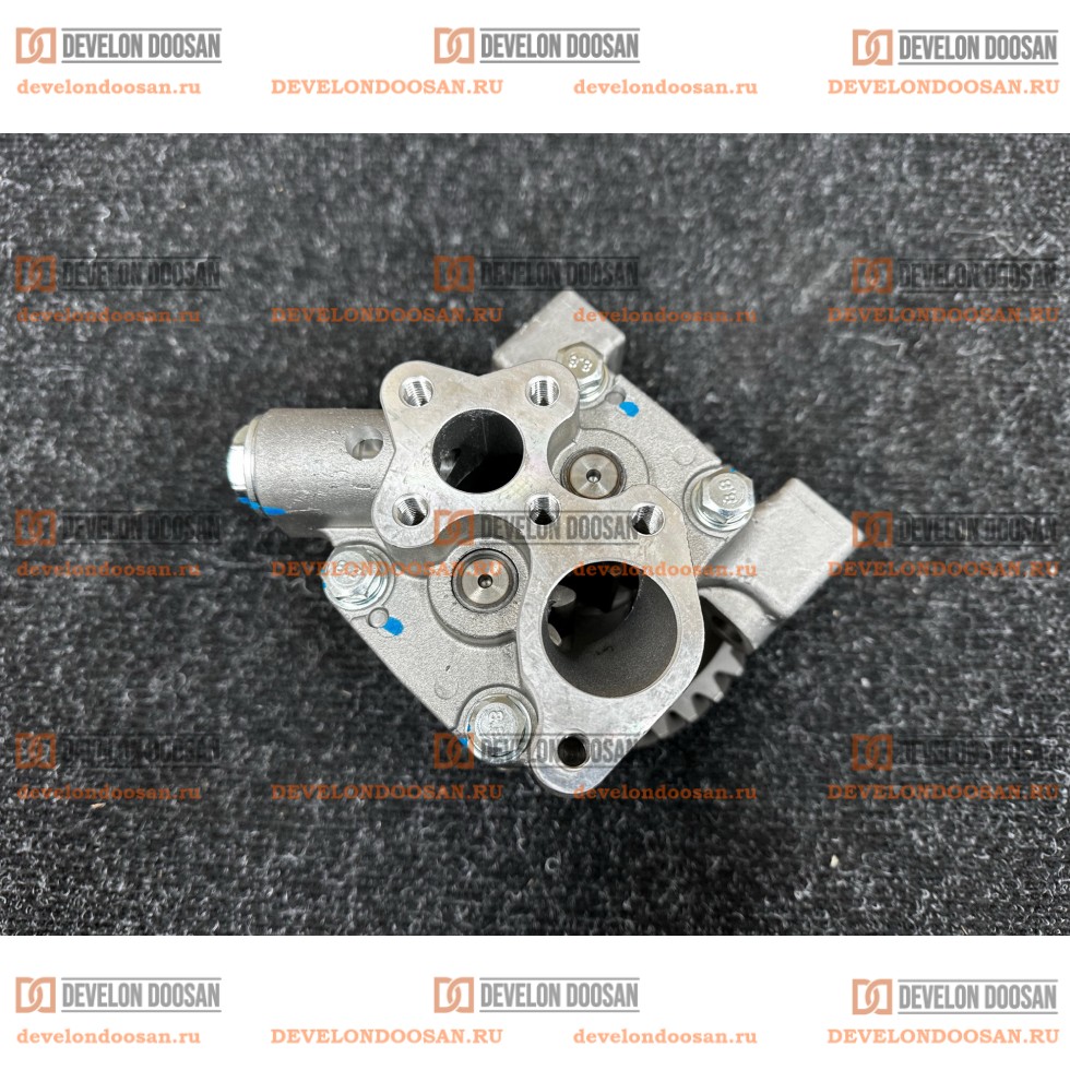 400915-00022 Насос масляный