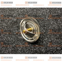 300738-00083 Термостат 82 гр.